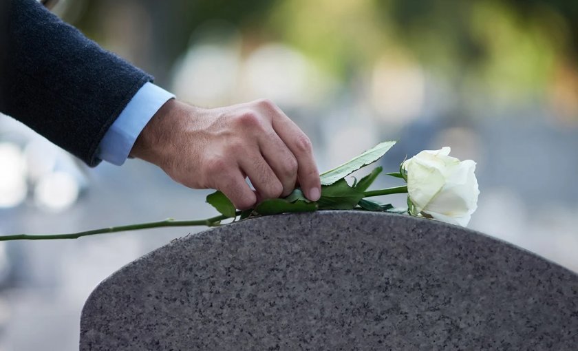 людина померла вдома